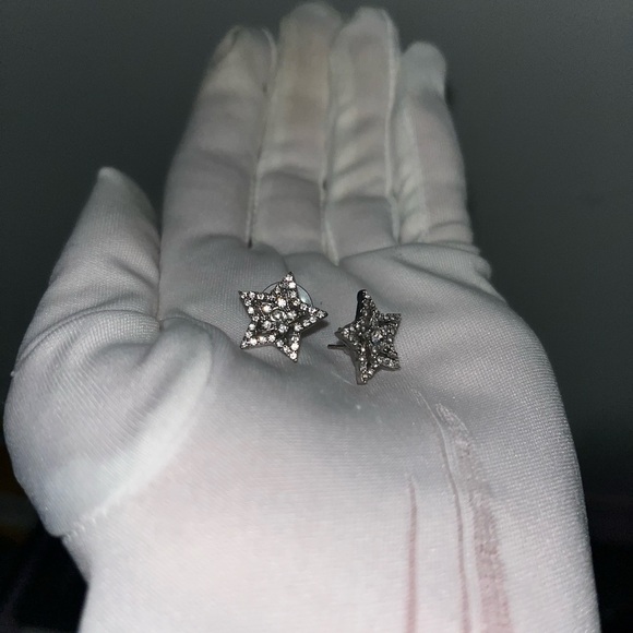 BRAND NEW SILVER DIAMOND STAR EARRINGS‼️ - Picture 9 of 17